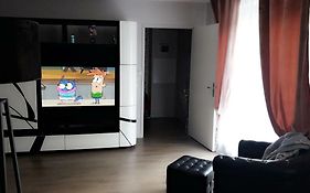 Chambre avec salle de bain privee