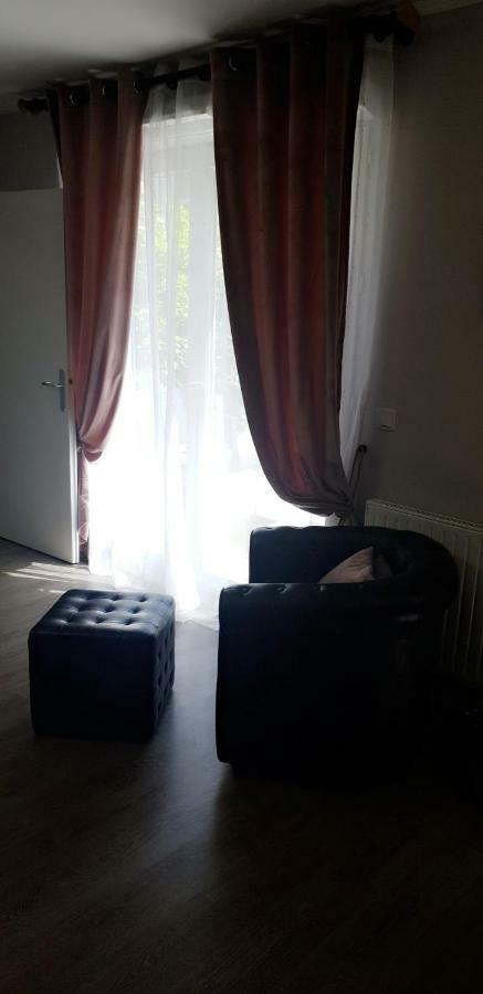 Chambre avec salle de bain privee Valenton Extérieur photo